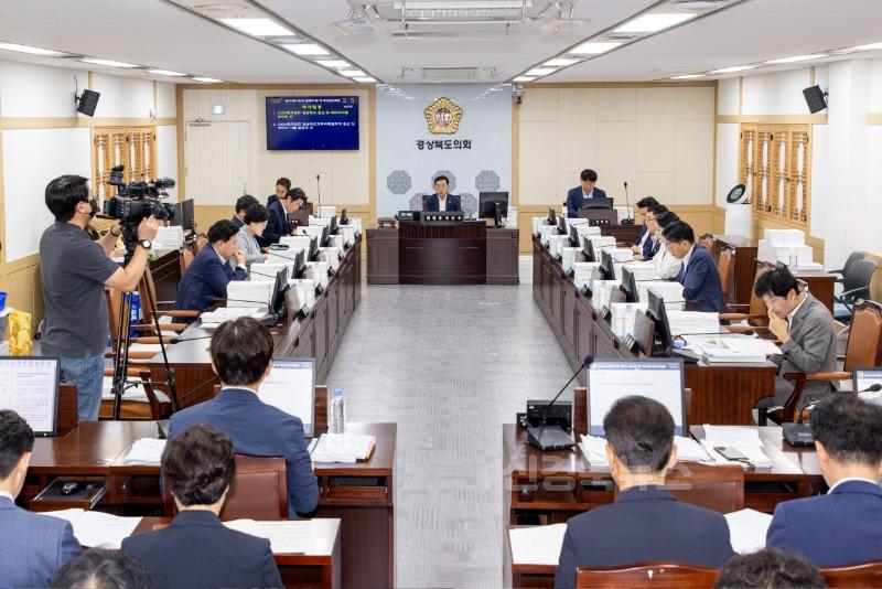 2025.06.19_제356회_제1차_정례회_제1차_예산결산특별위원회_(5).JPG