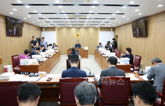 [크기변환]예산결산특별위원회4.jpg