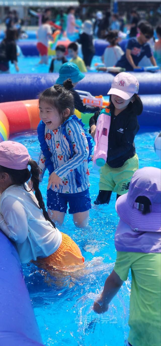 [문경초병설유] 0619 유·초 이음 하나 되어 즐기는 물놀이2.jpg