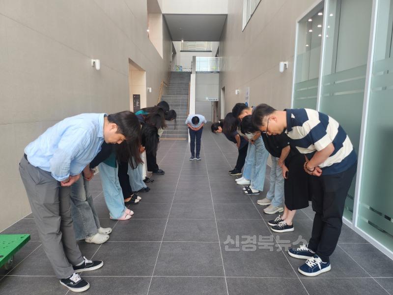성주군사진(성주읍  친절행정 실천을 위한 직원교육 실시).jpg