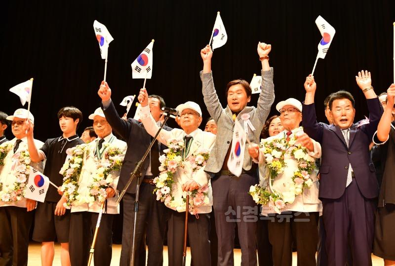 [경산시보도자료]경산시, 「6·25전쟁 제75주년 기념식」 개최(3).jpg