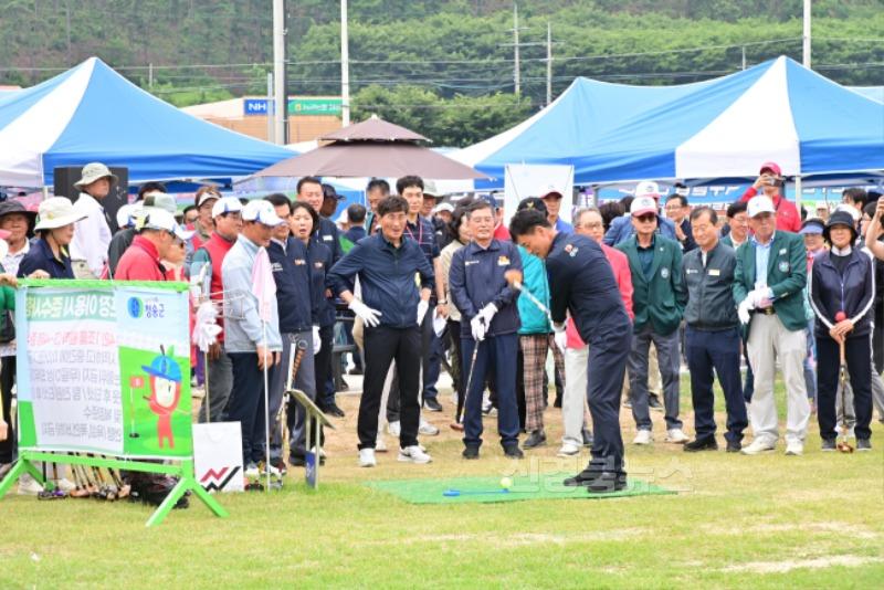 250626보도자료(청송군, 산불피해 이웃 위한 제4회 파크골프대회 열어) (2).jpg