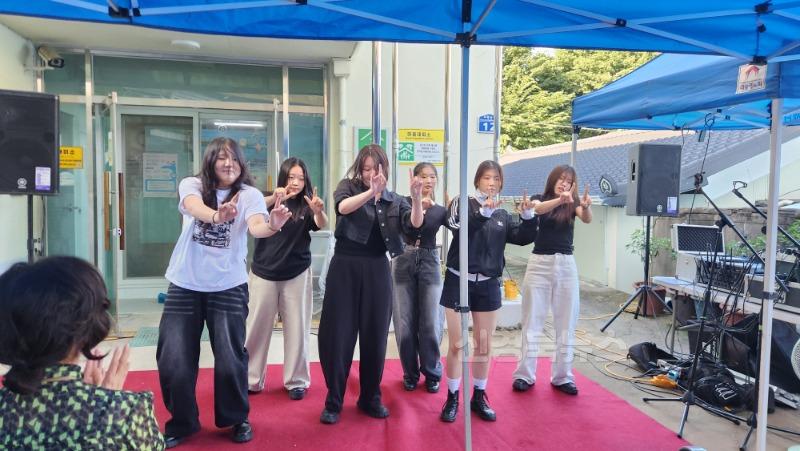 2025 시영마을 주민화합음악축제 보도자료 사진자료 (4).jpg