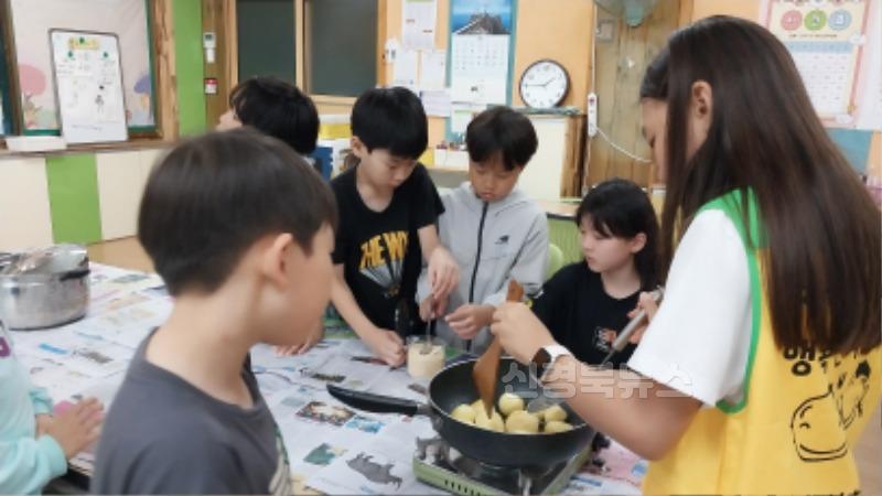 07_상주남부초_2025 감자요리경연대회2.jpg