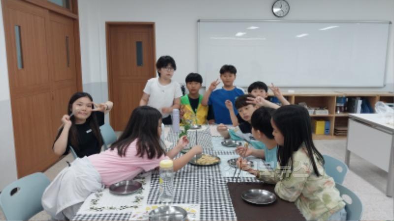 07_상주남부초_2025 감자요리경연대회3.jpg