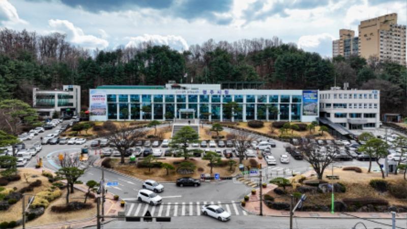 영주-3-1 영주시, 지역 내 중소기업‘매출채권 보험료’ 적극지원한다(영주시청 전경).jpg