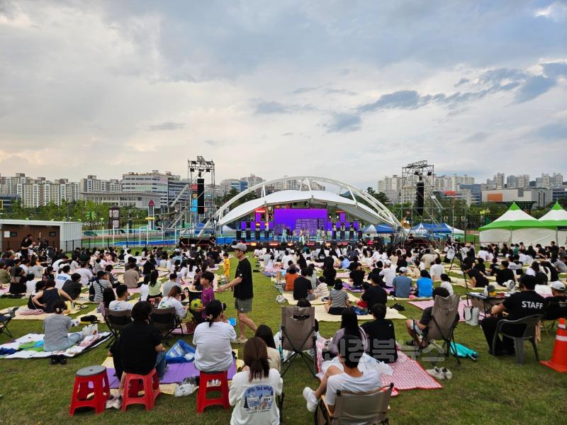 12._여름밤_패밀리_뮤직온2.jpg