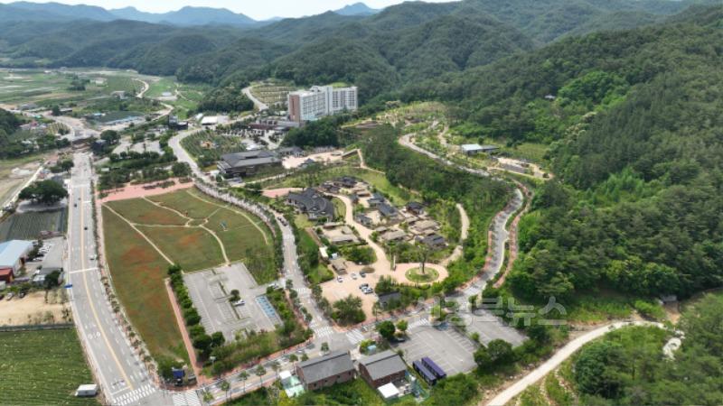 250701보도자료(청송군 한옥 스테이 한바이소노, 경북 웰니스관광지로 신규 선정) (1).jpg