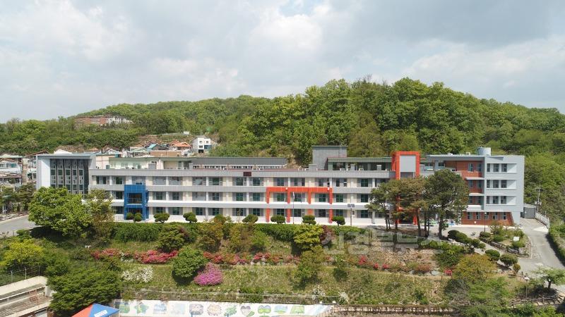 2.경북교육청, 대구교육대학교안동부설초, IB PYP 후보학교 공식 승인!!(경북 두 번째 IB 후보학교 탄생...미래 역량 중심 수업 혁신 본격화)(대구교대안동부설초 전경 모습)_02.JPG