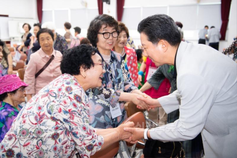 [어르신복지과] 시장님 특강 사진3.jpg
