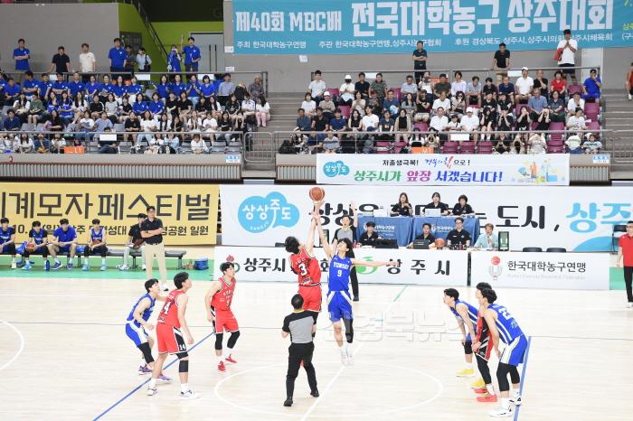 [크기변환](상주시 새마을체육과)2024제40회 MBC배 전국대학 농구대회 (1).jpg