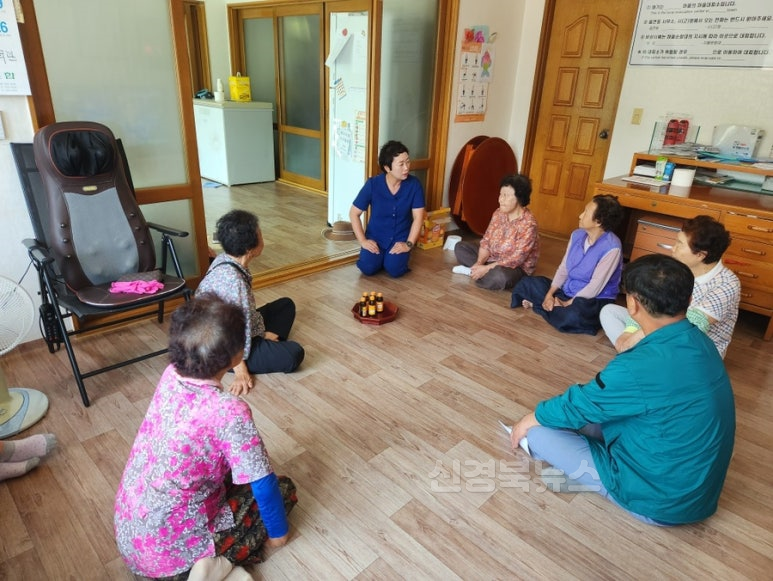 성주군사진(가천면  폭염 대비 경로당 방문 점검 실시).png