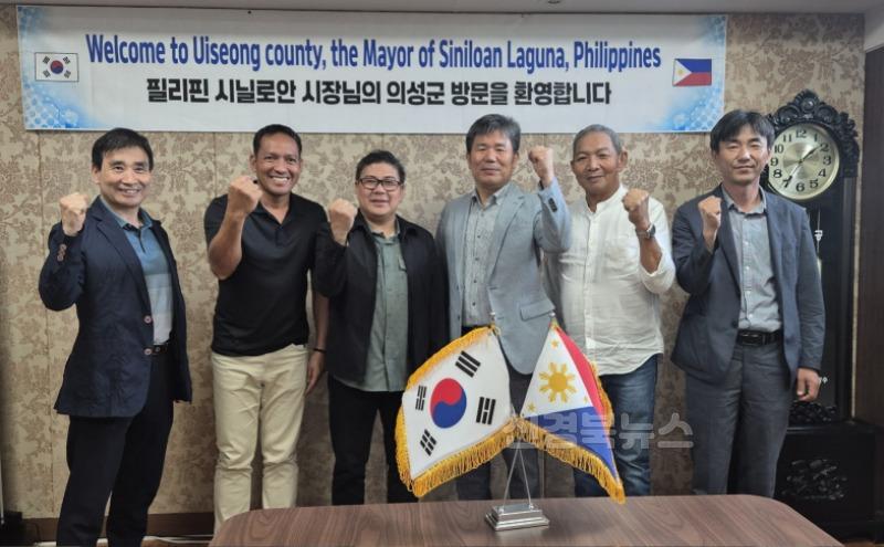 02의성군제공 (필리핀 시닐로안 대표단 방문).jpg