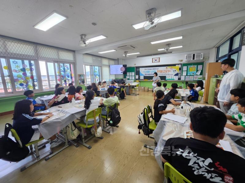 1.경북교육청, 폭염 속 ‘찜통교실’ 해소 위해 냉방비 대폭 추가 지원!(학교당 평균 5천만 원, 총 465억 원 규모...학생 건강과 학습권 보호에 집중)(학습에 매진하고 있는 영천중앙초등학교 학생들)_03.jpg