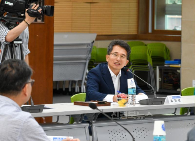 영주-1-2 7월10일부터 14일까지 유정근 영주시장 권한대행 주재 부서별 업무보고가 실시된다(유정근 영주시장 권한대행 발언 모습).jpg