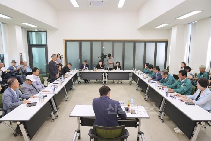 [크기변환]문화복지위원회_현장방문(안동시보훈회관) (2).jpg