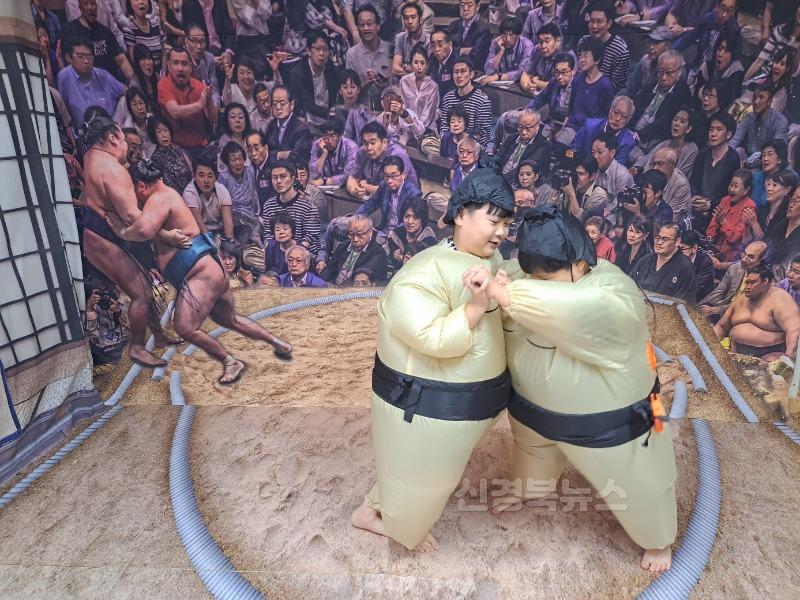 (영덕야성초등학교-8612 (첨부)) 다문화체험놀이3.jpg