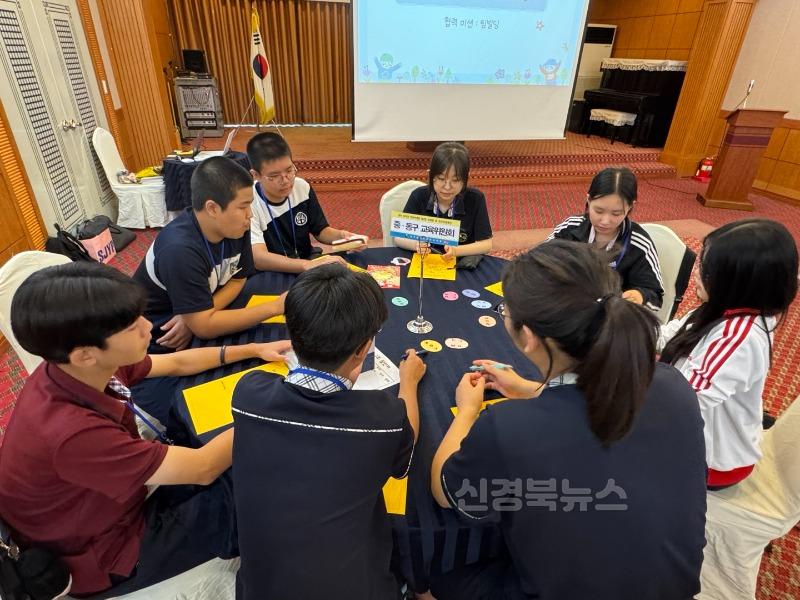5. 대구동부교육지원청, 중학교 연합학생회 자치이음캠프 개최-2(팀빌딩활동).jpg