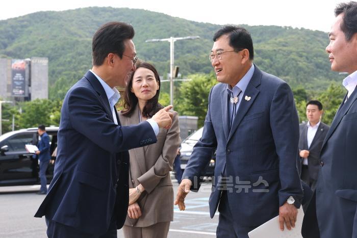 [크기변환]2_국무총리 경주 방문.JPG