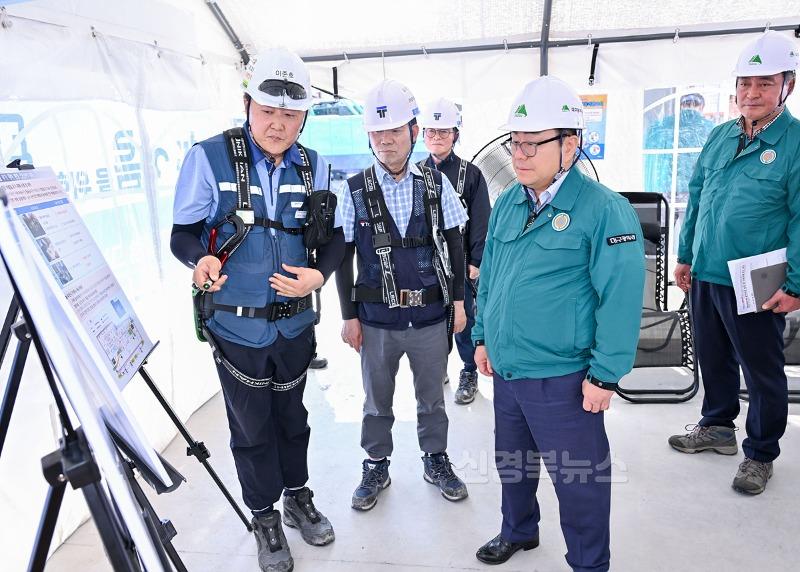 [붙임] 경제부시장 건축현장 점검 사진 4.jpg