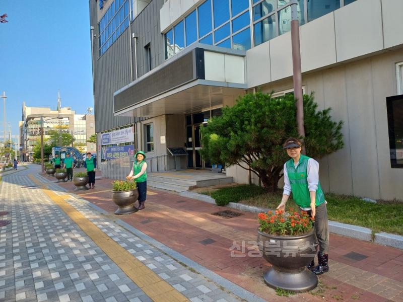 율곡동 안산공원을 새롭게 꽃단장-율곡동(사진3).jpg