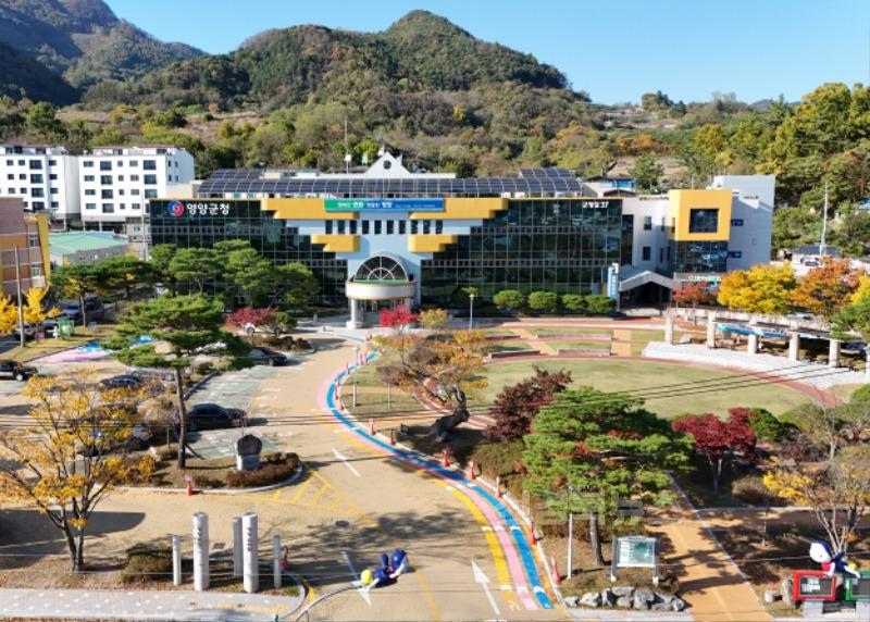 3-2 사진(온열질환 예방수칙 안내 및 농업인안전재해보험 홍보).jpg