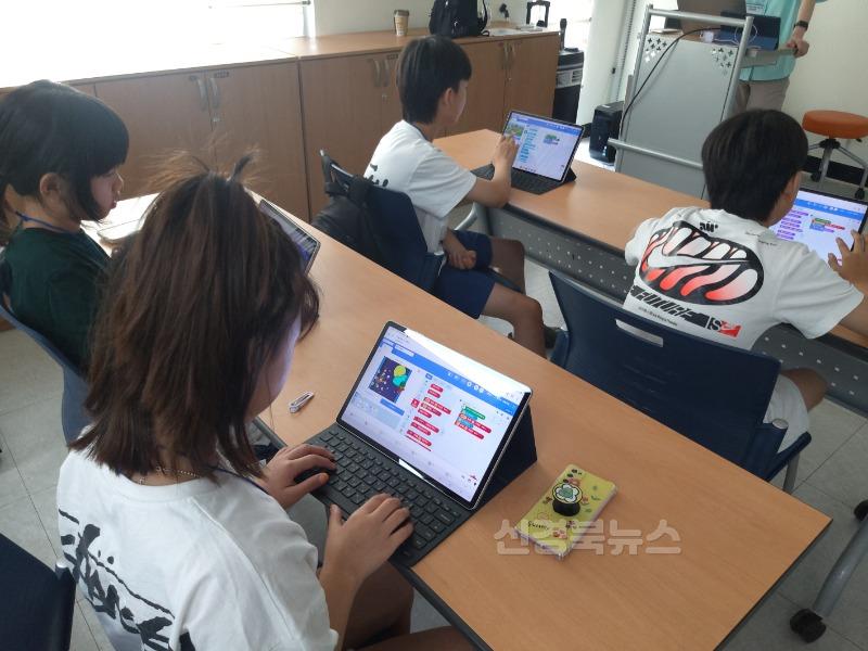 07.15.(화)-2 보도자료(창의융복합 프로그램 심화과정 개강)(1).jpg