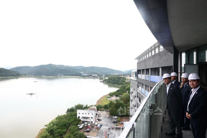 3._김민석_총리_APEC정상회의_숙박시설_특별점검.jpg