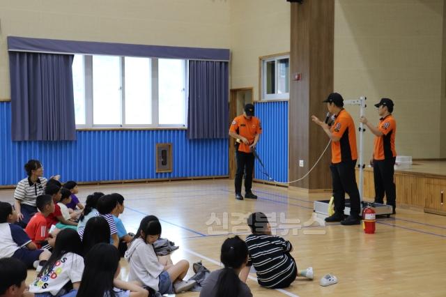 상주동부초_화재대피훈련 실시 (2).JPG