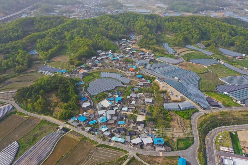 김천시, ‘취약지역 생활여건 개조사업‘ 공모 선정-건설도시과(사진_어모면 남산1리 전경).jpg