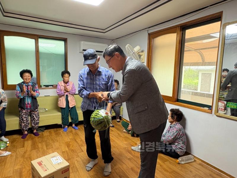 경산시 - 남산면, 초복맞아 어르신 건강 기원 경로당 순회방문 실시2.jpeg