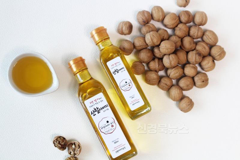 AI 디지털 감성 ON! 김천 농식품  콘텐츠로 통해요-농식품유통과(사진5_산할아버지농장-호두기름).JPG