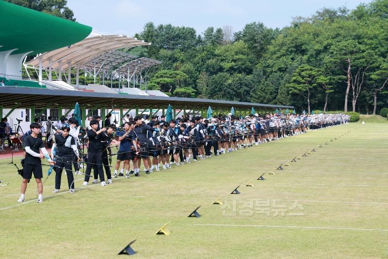 예천군 스포츠마케팅으로 지역경제 꽃피운다-한국중고양궁연맹 회장기 전국 남녀 중고 양궁대회.JPG