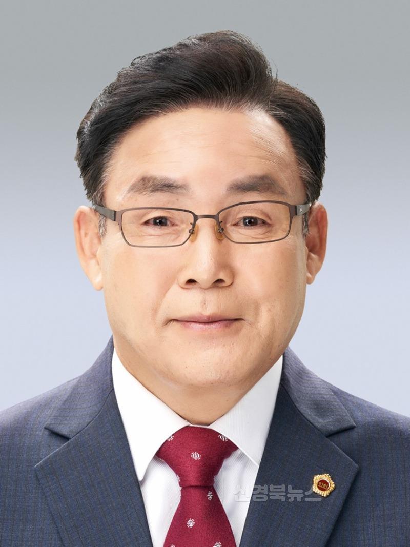 경제환경위원회 윤권근 의원(달서구5).jpg