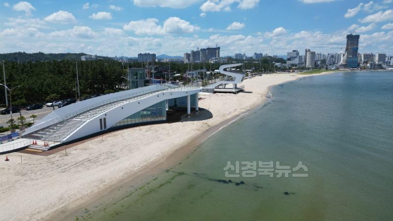 250721 본격 피서철 앞둔 포항시 해수욕장, 다양한 축제·문화 행사로 ‘활기’.JPG
