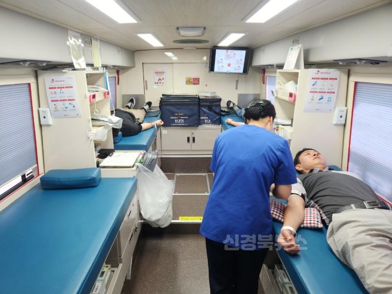 [행정지원과]포항교육지원청, 생명을 이어주는 사랑의 헌혈2-1.jpeg