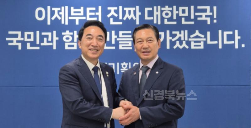 보도자료☆국정기획위원회_박수현_균형성장특별위원장_간담회.jpg