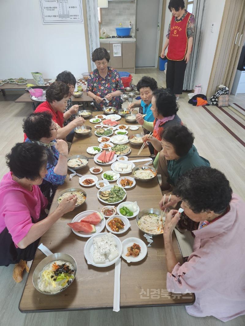 고향주부모임2(국수).jpg