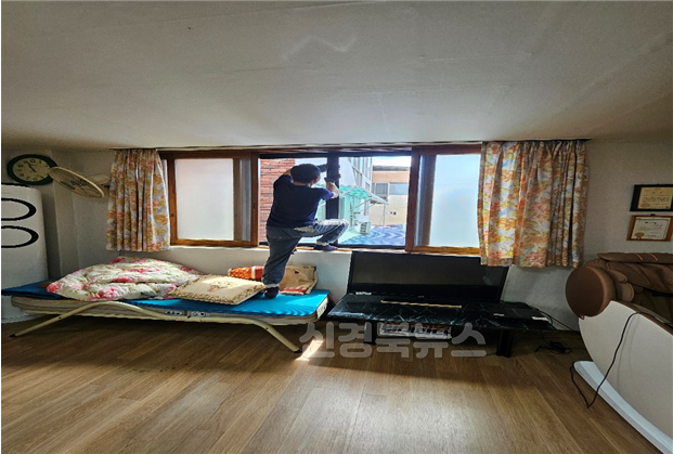미세먼지 차단 방진망 시공사진2.png