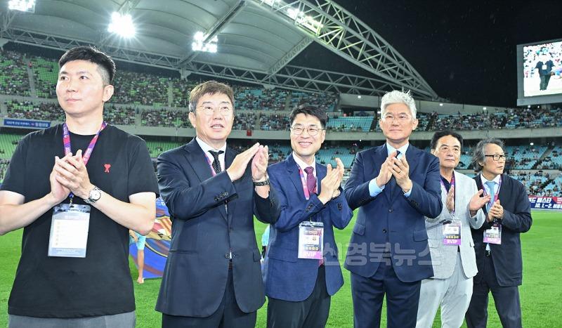 [붙임]_8.4_FC바르셀로나_친선경기_사진_2.jpg