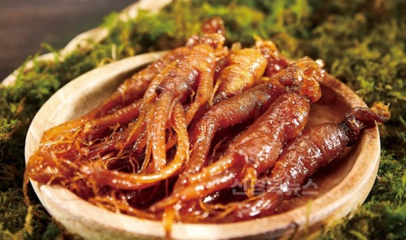 2-4. 제선당 산삼정과.jpg