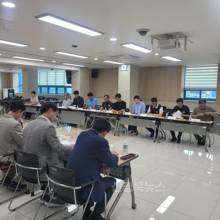 [회전][크기변환]소통토론회2.jpg