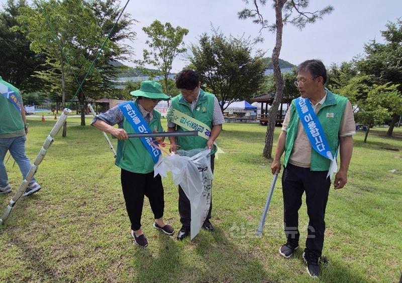 1 [사진] 새마을문고 영천시지부, 찾아가는 피서지 문고 운영 (3).jpeg