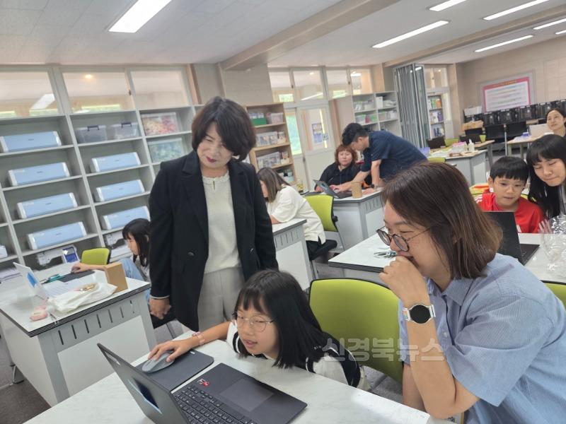 [발명교육센터] 문경교육지원청발명교육센터AI와함께하는가족발명메이커캠프 운영3.jpg