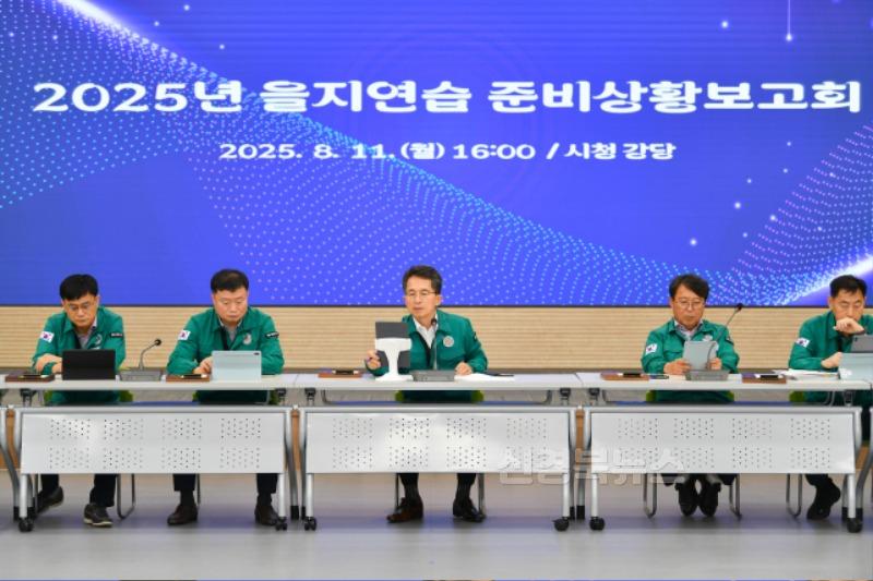 영주-3-3 준비상황보고회에서 유정근 영주시장 권한대행이 발언하고 있다.jpg