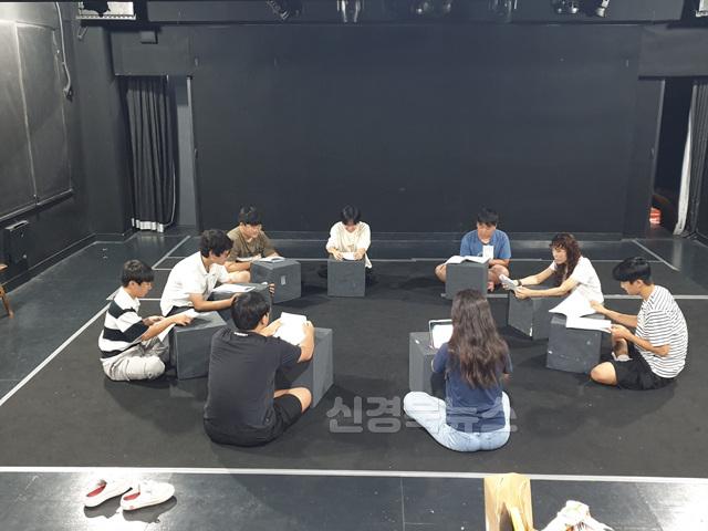 성의중 연극캠프 사진2.jpg