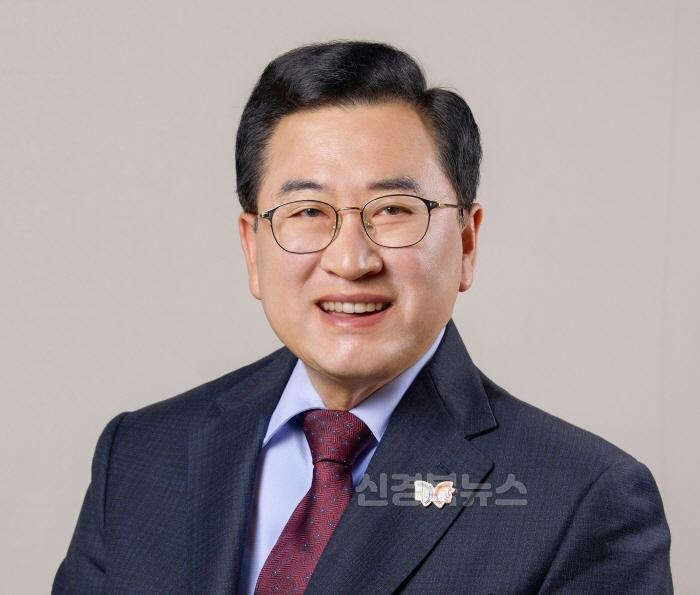 [크기변환]경주시장 기고문_천년의 수도 경주 APEC 2025로 세계를 향한 도약.jpg
