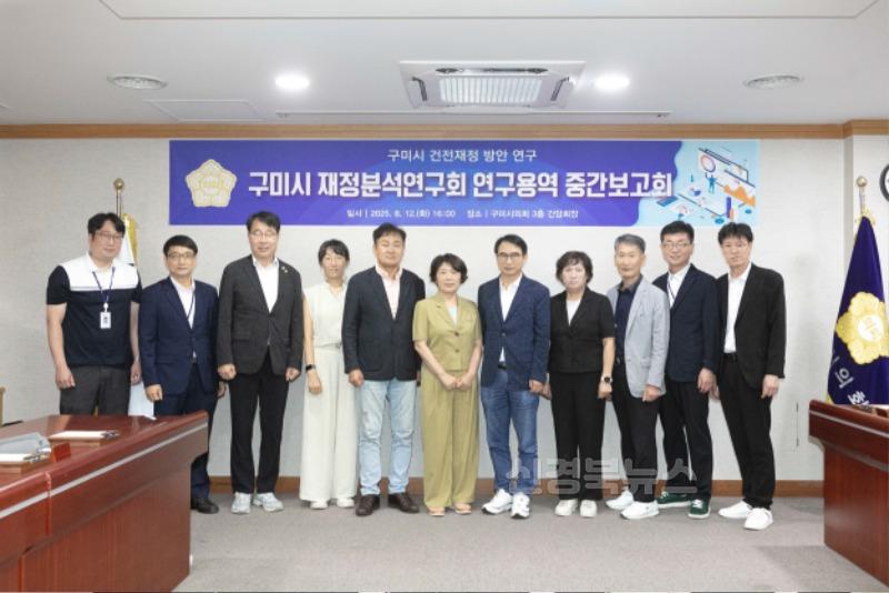 단체사진(전체).jpg