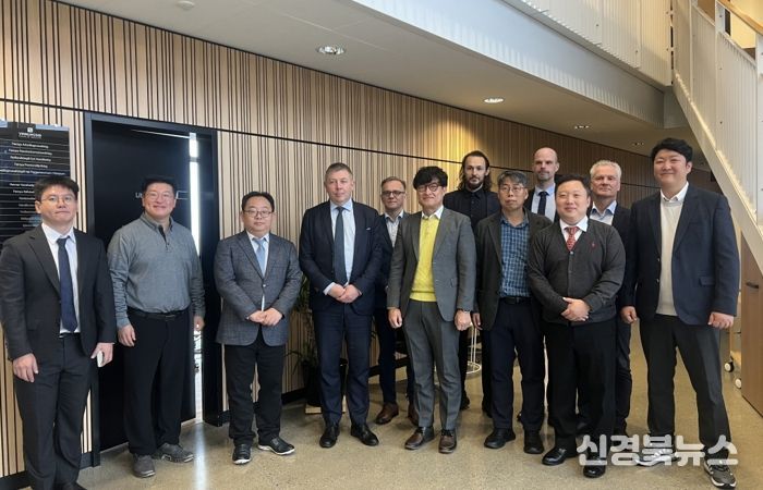 포항시는 지난 21일(현지시각) 덴마크령 페로제도 하우스 오브 인더스트리(House of industry 산업협회)와 전기추진선박 전환과 해양 혁신을 위한 잠정 양해각서*를 체결했다.