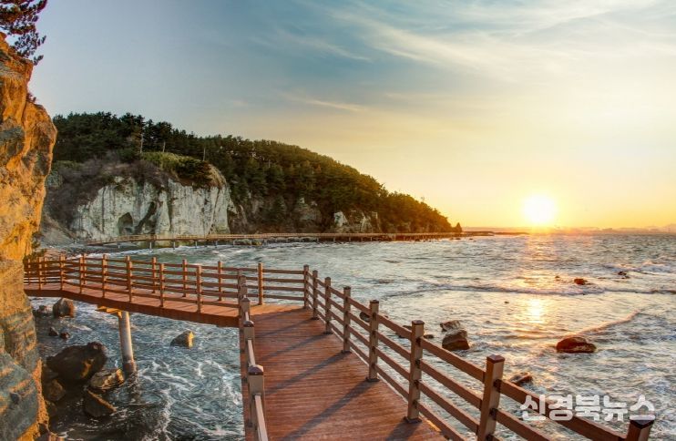 포항시는 4일 ‘호미반도 해안둘레길 걷기 인증 이벤트’를 성황리에 마쳤다고 밝혔다.